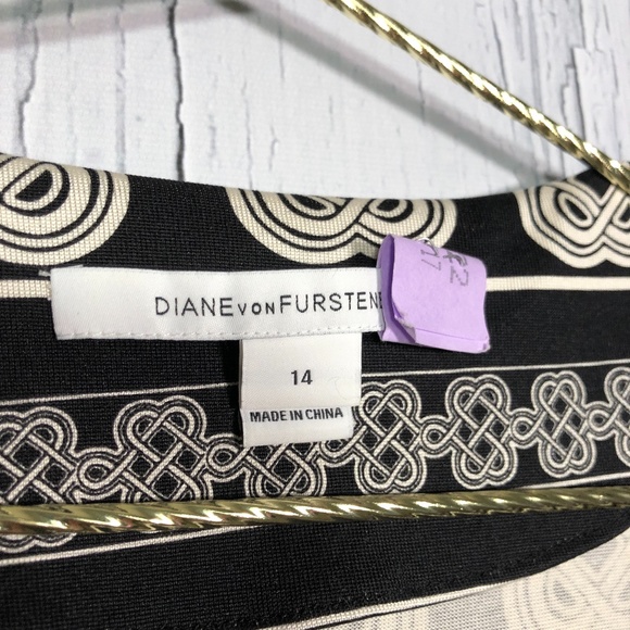 Diane Von Furstenberg Black/WhiteSilk-Jersey Dress - Picture 4 of 11